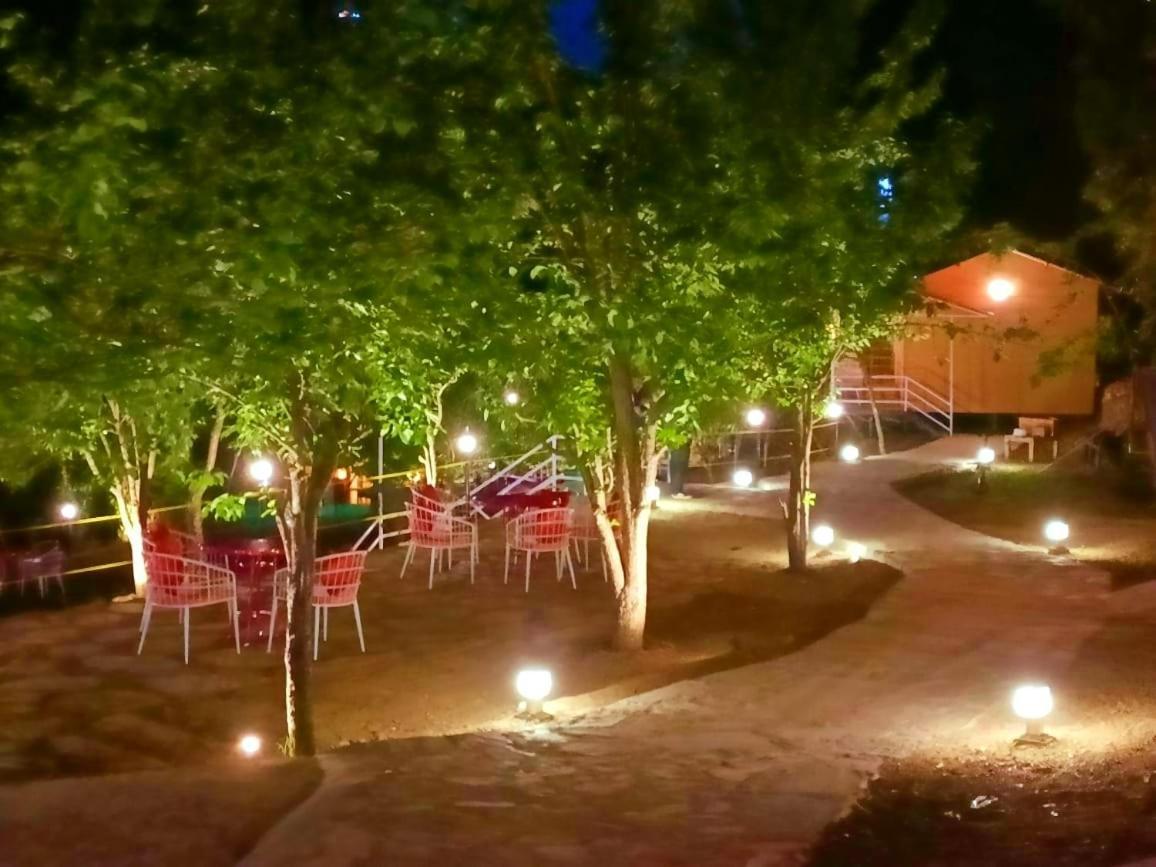 Aamod At Shoghi Luxury Cottage Resort Shimla Exterior photo