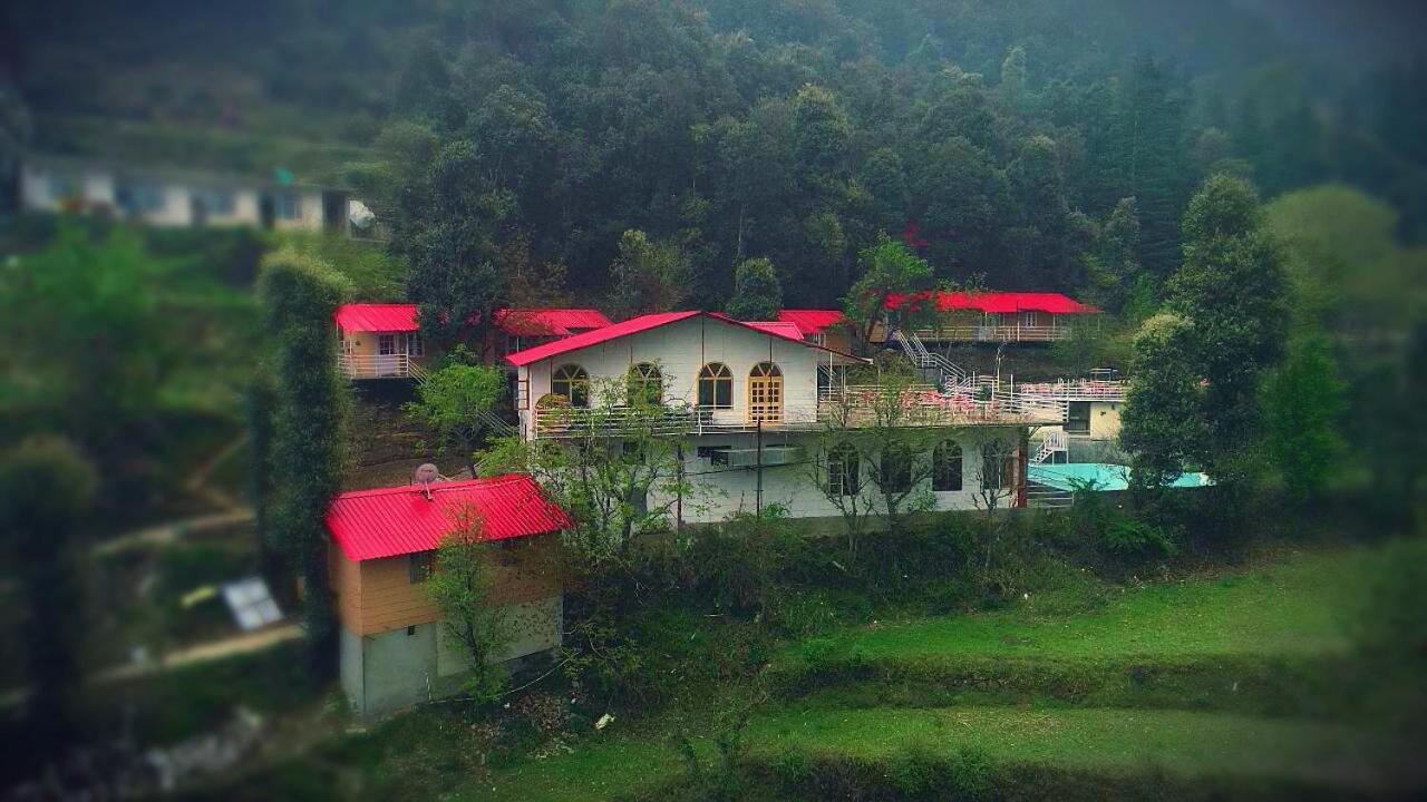 Aamod At Shoghi Luxury Cottage Resort Shimla Exterior photo
